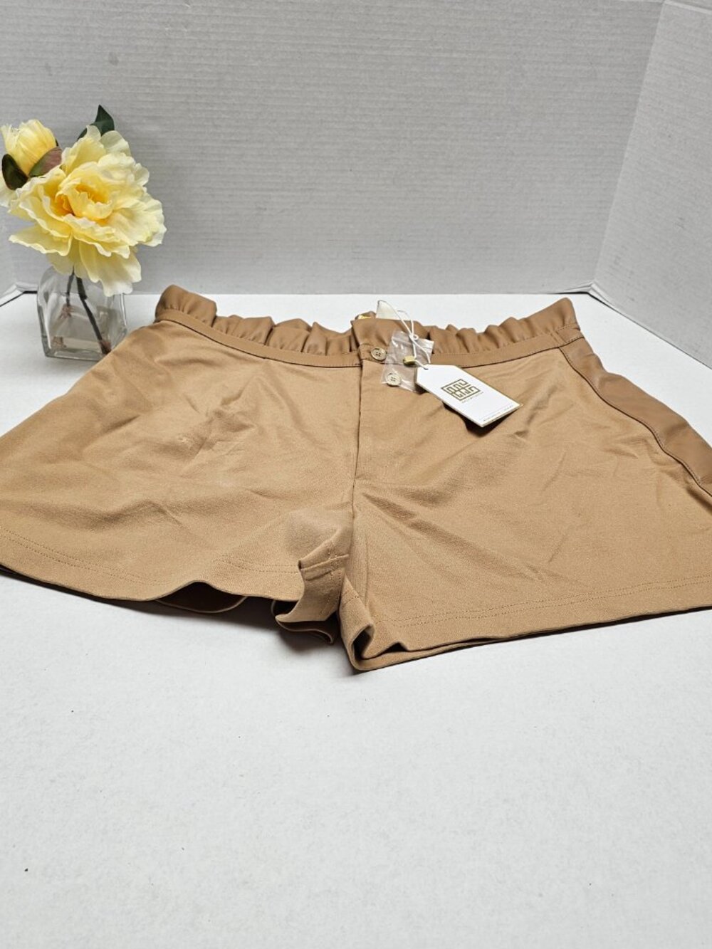 New Ruffle Shorts Camel Brown Emily Mcarthy L Large - Picture 12 of 13
